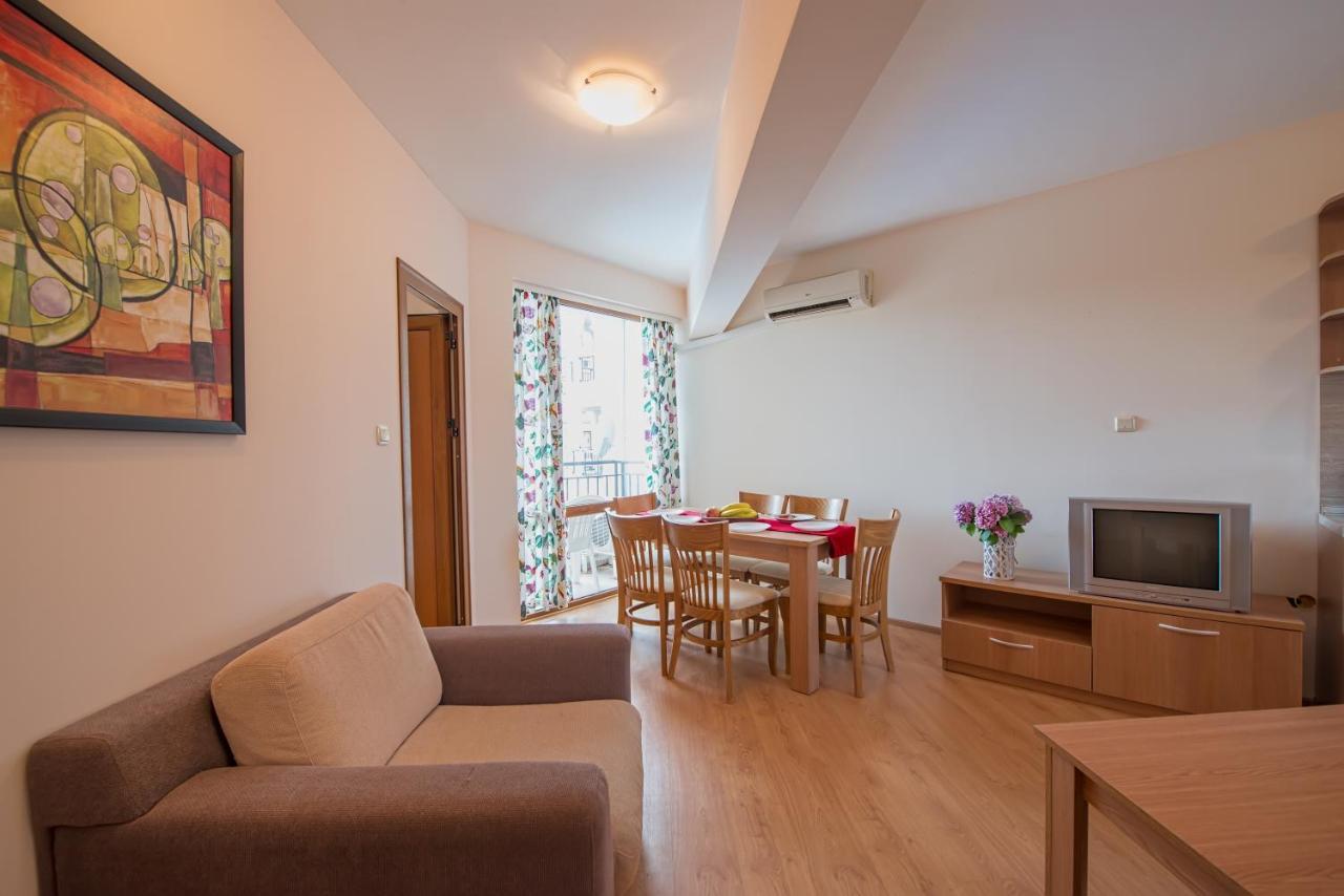 Chateau Del Mar Holiday Apartments Sunny Beach Exterior photo