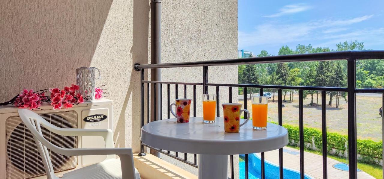 Chateau Del Mar Holiday Apartments Sunny Beach Exterior photo